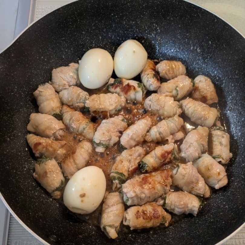 家族には、フライパンのまま食卓へ…