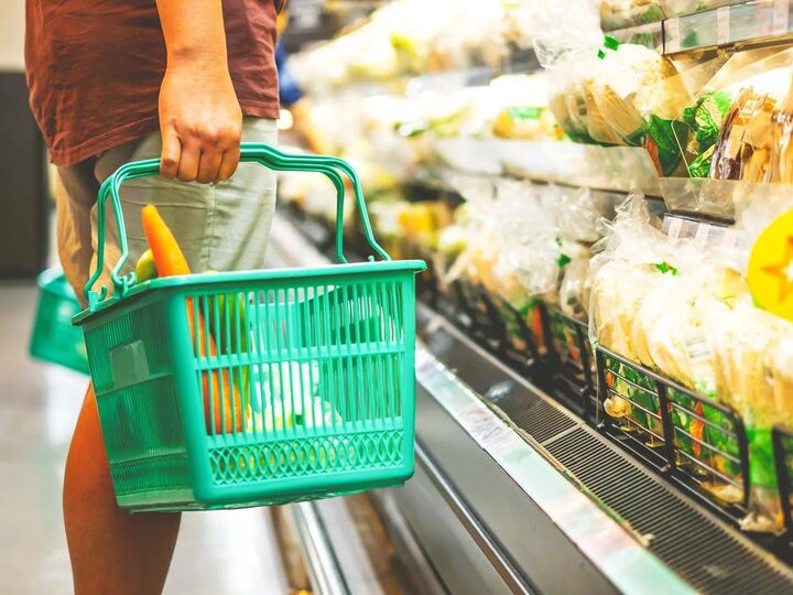 月の食費3万円台の人が「スーパーで絶対に買う節約食材」3つ。迷う理由はありません!