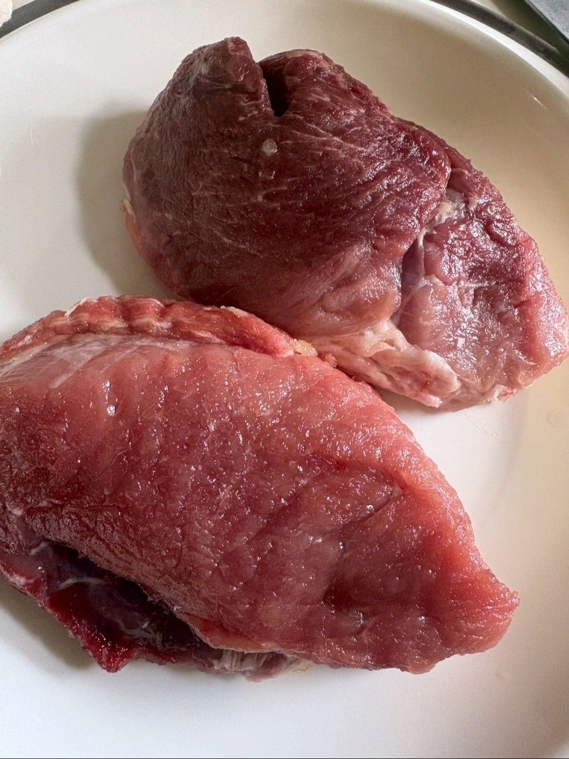 砂糖でしっとりお肉がやわらかくなっています