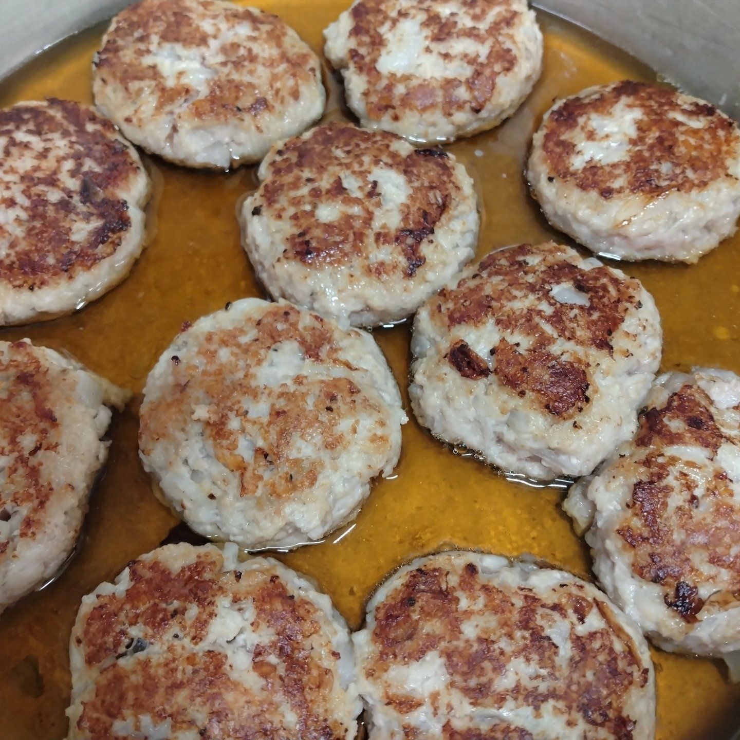 焼いて煮こむ