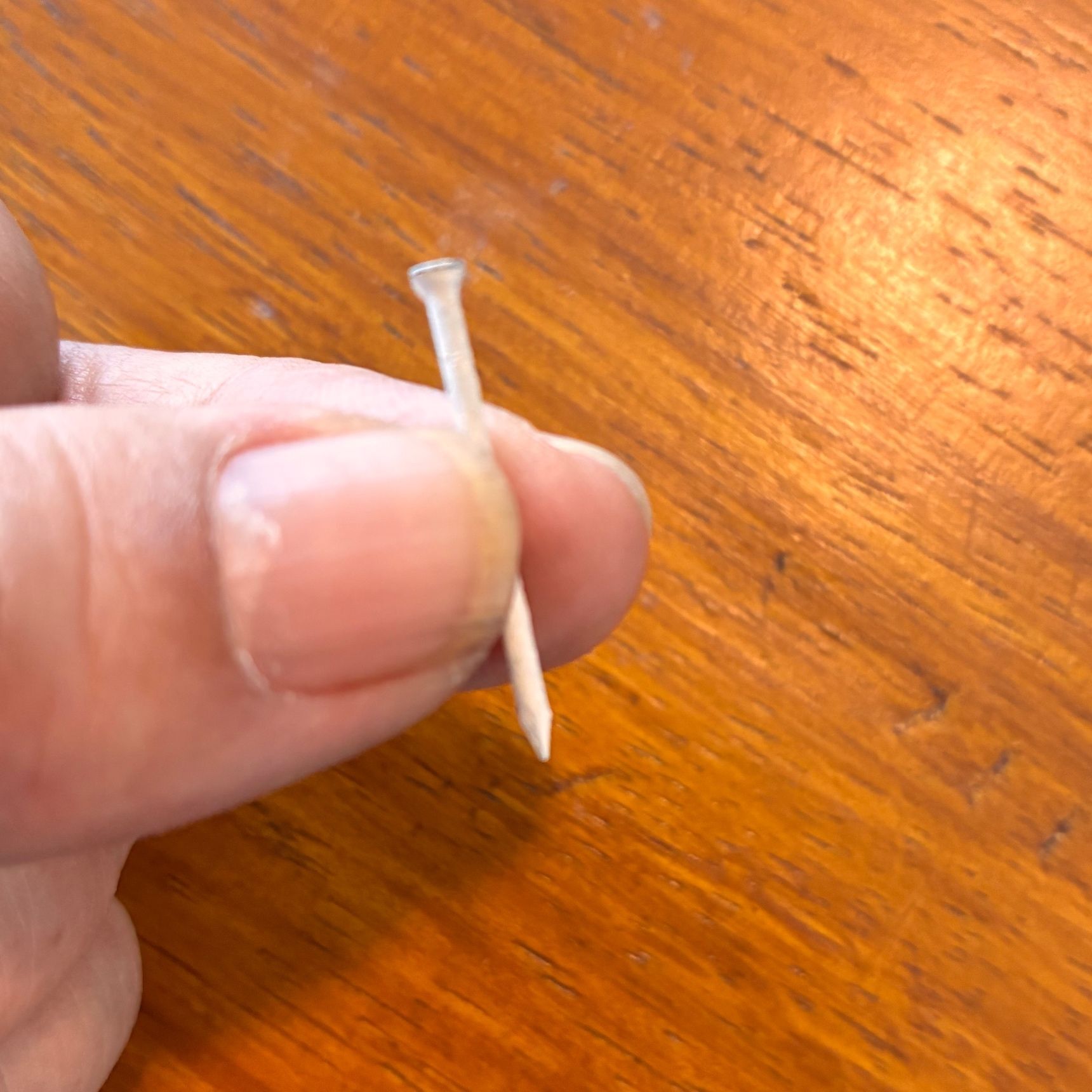 使った釘は、これ