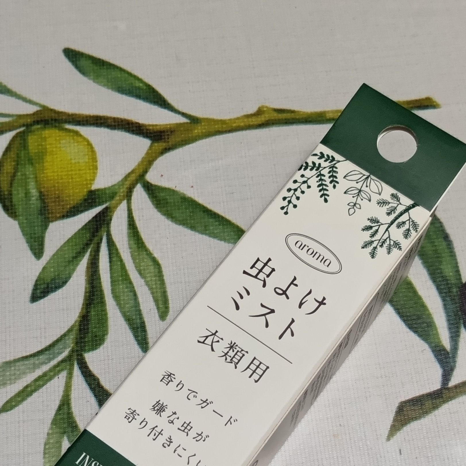 【100均で発見】虫よけなのに香りがいい！梅雨時も衣類にまとってスッキリ爽やか～！