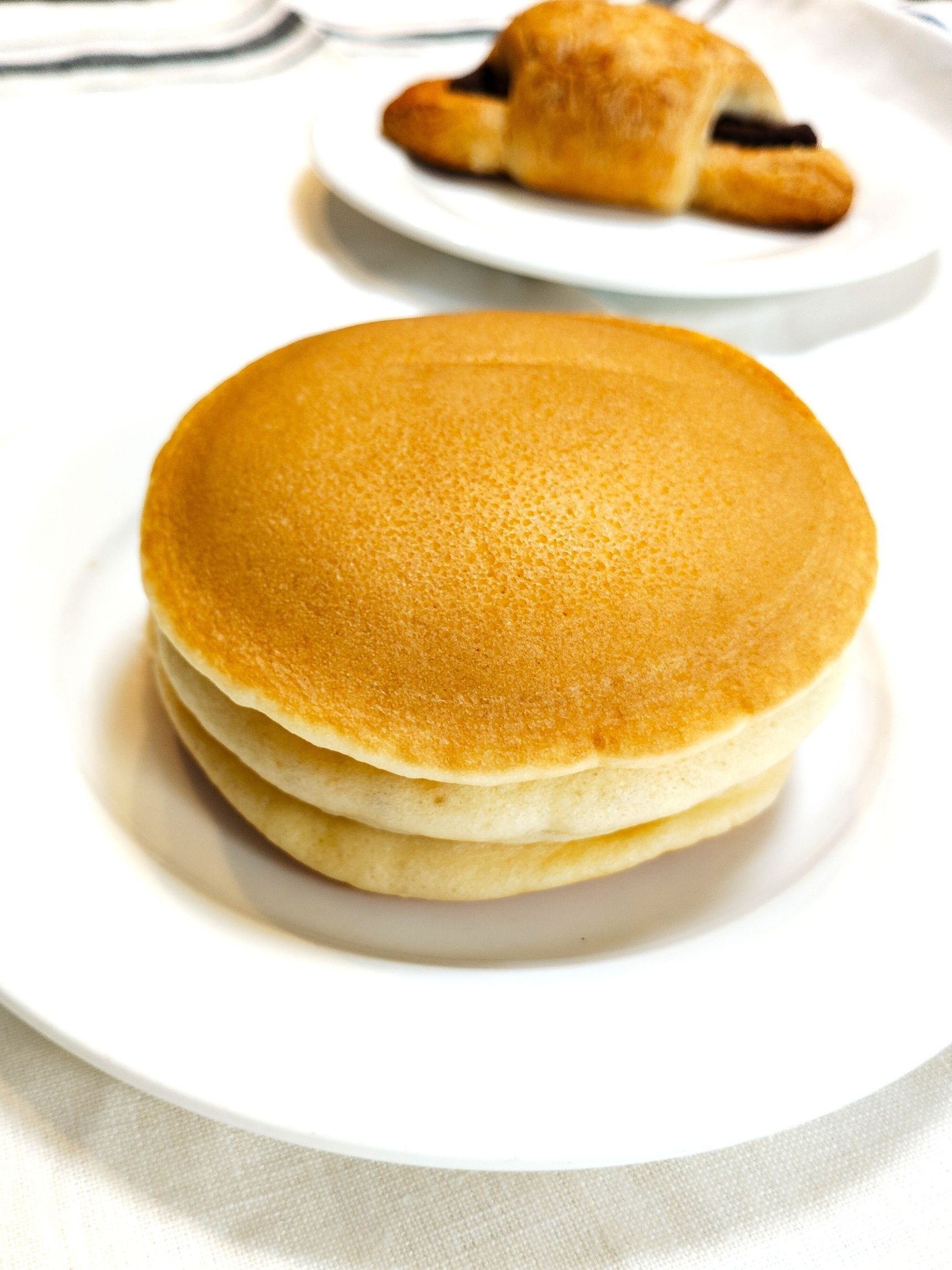 気になる「もっちーり」!?【セブンイレブン】パンケーキを実食！