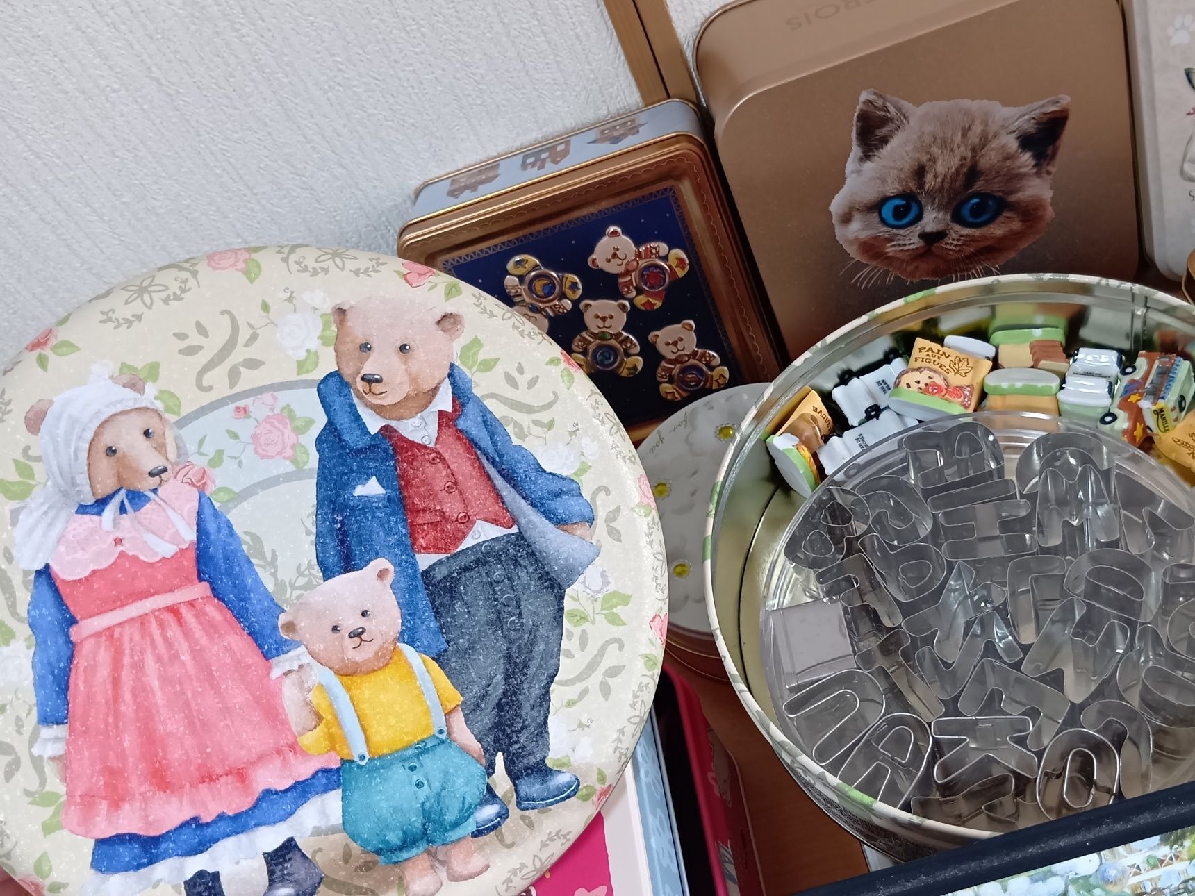 猫や、ベアなどのモチーフが推しなので、ひとめぼれしたら、缶欲しさに入手してしまいます。