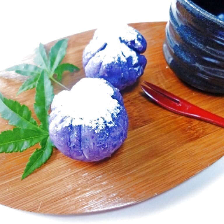 紫芋の紫陽花チーズ茶きん絞り