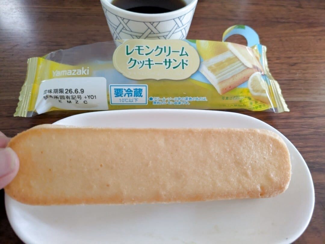 【ヤマザキ】BIG！爽やかクリームが美味！スイーツ欲満たすクッキーサンド