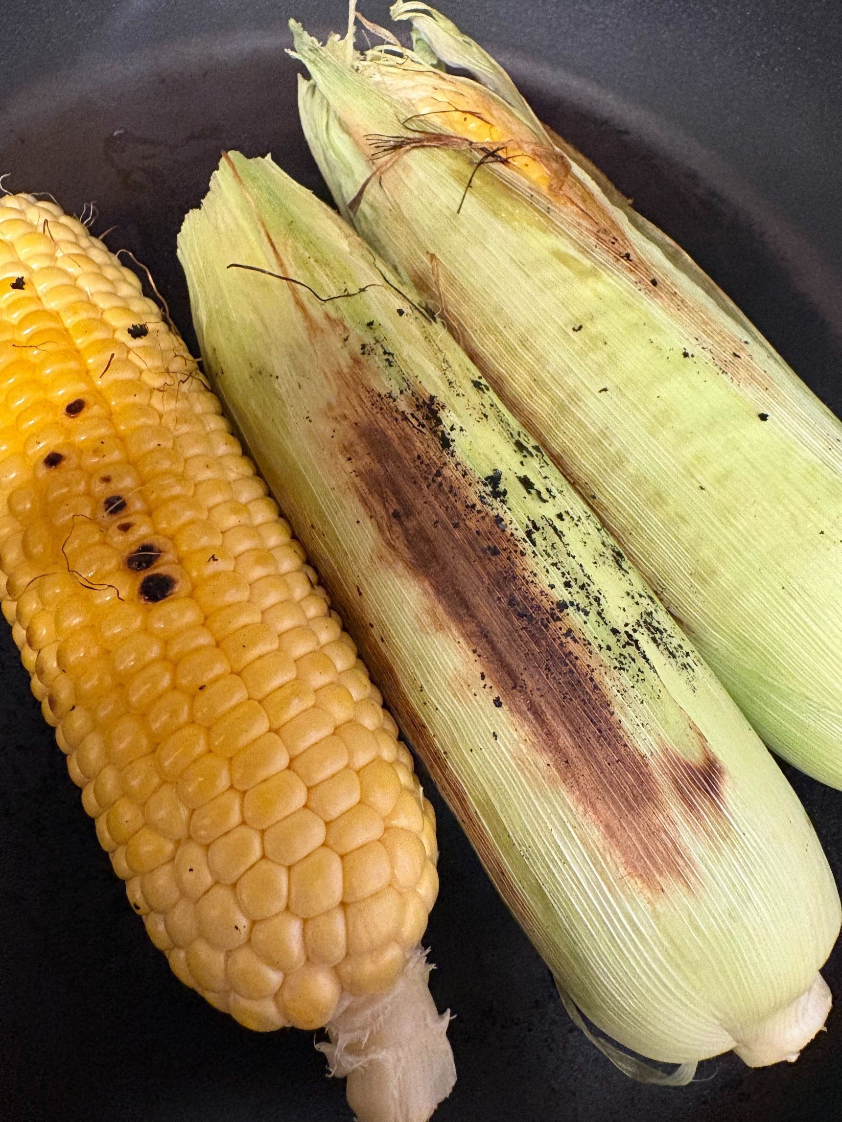 こんな風にごろごろ転がしながら空焼きします。