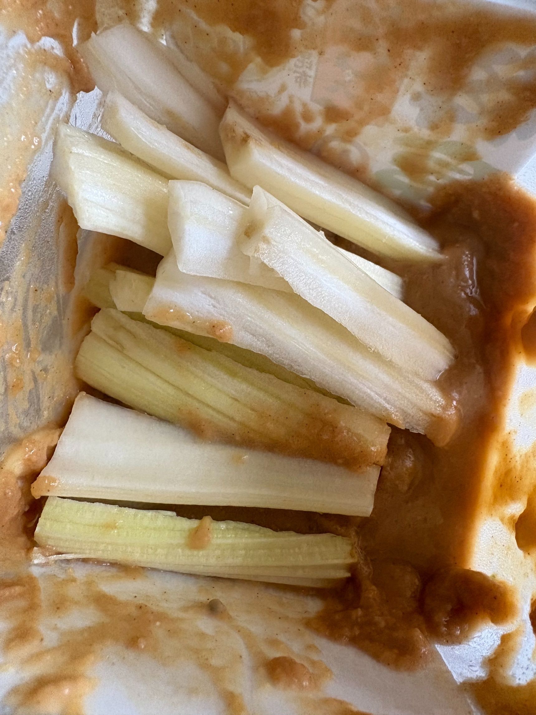 ちなみに後の味噌にはセロリを入れて再利用！