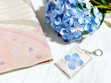 【ダイソー×帯】紫陽花の美しさを閉じ込めた！大人可愛い和風キーホルダー