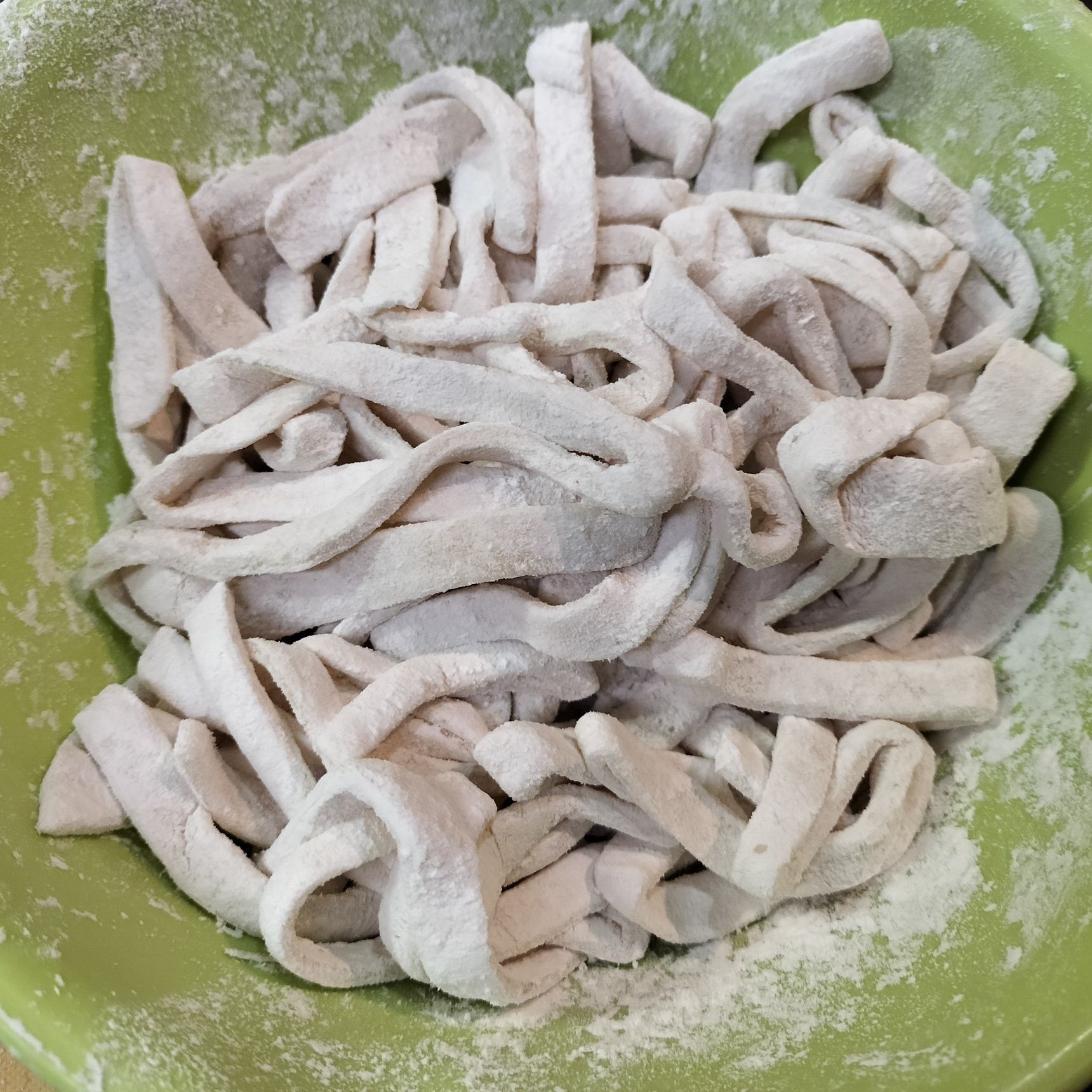 1、手打ちうどんを作る