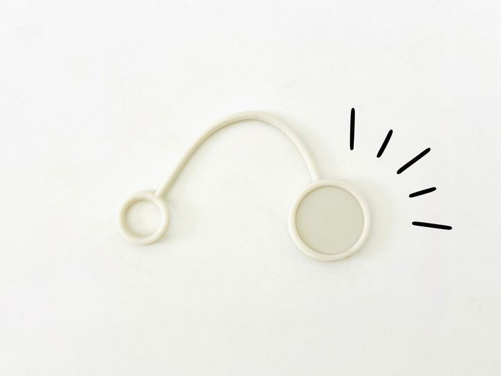 「なんで今までなかったの!?」【セリア】110円で傘のイライラ解消♡倒れない・落ちない便利グッズ