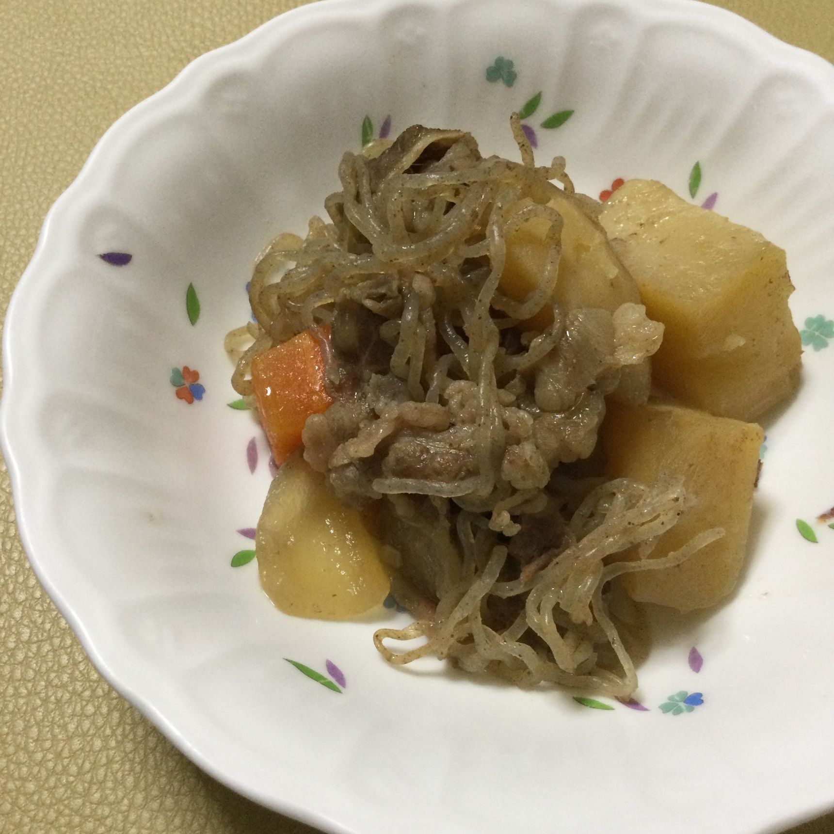 牛肉たっぷり！肉じゃがで体力アップ
