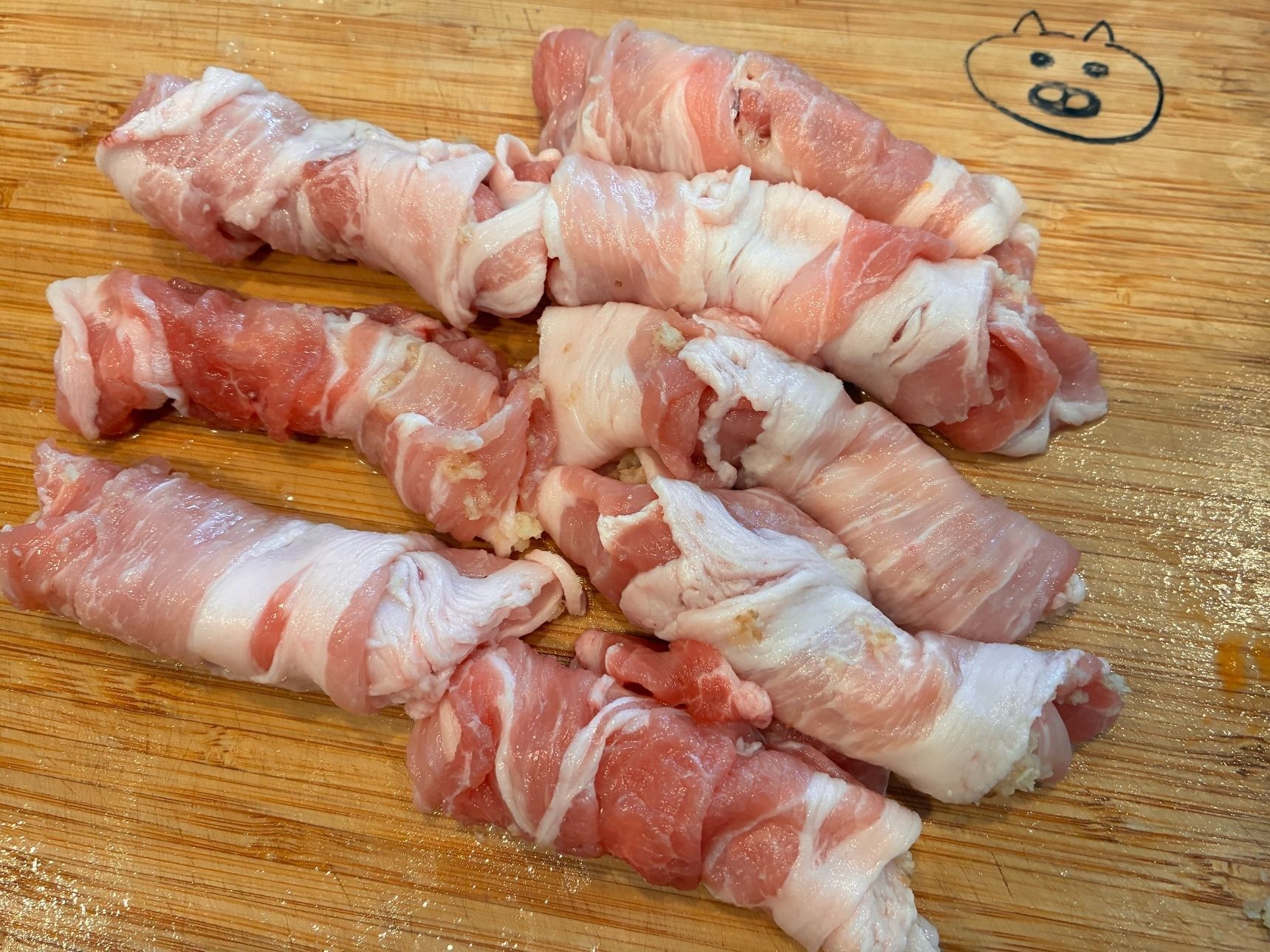 お肉をくるくる