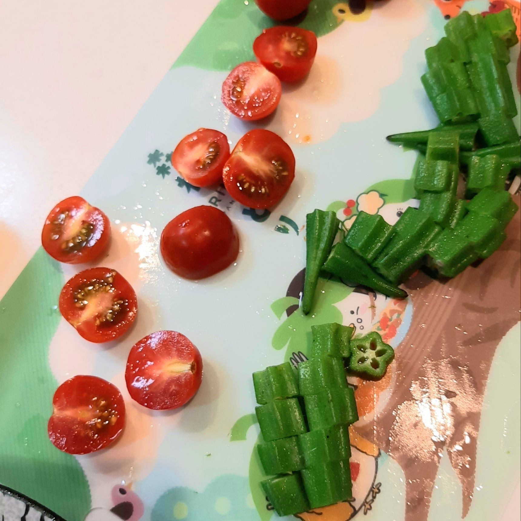 野菜を切る