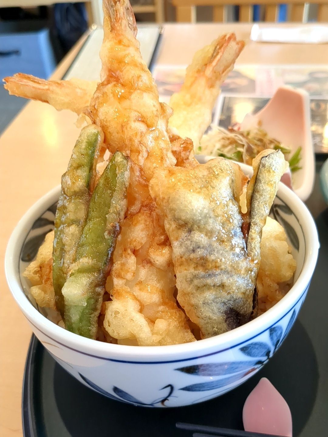 1000円ランチなのにえび天が3本も！！！