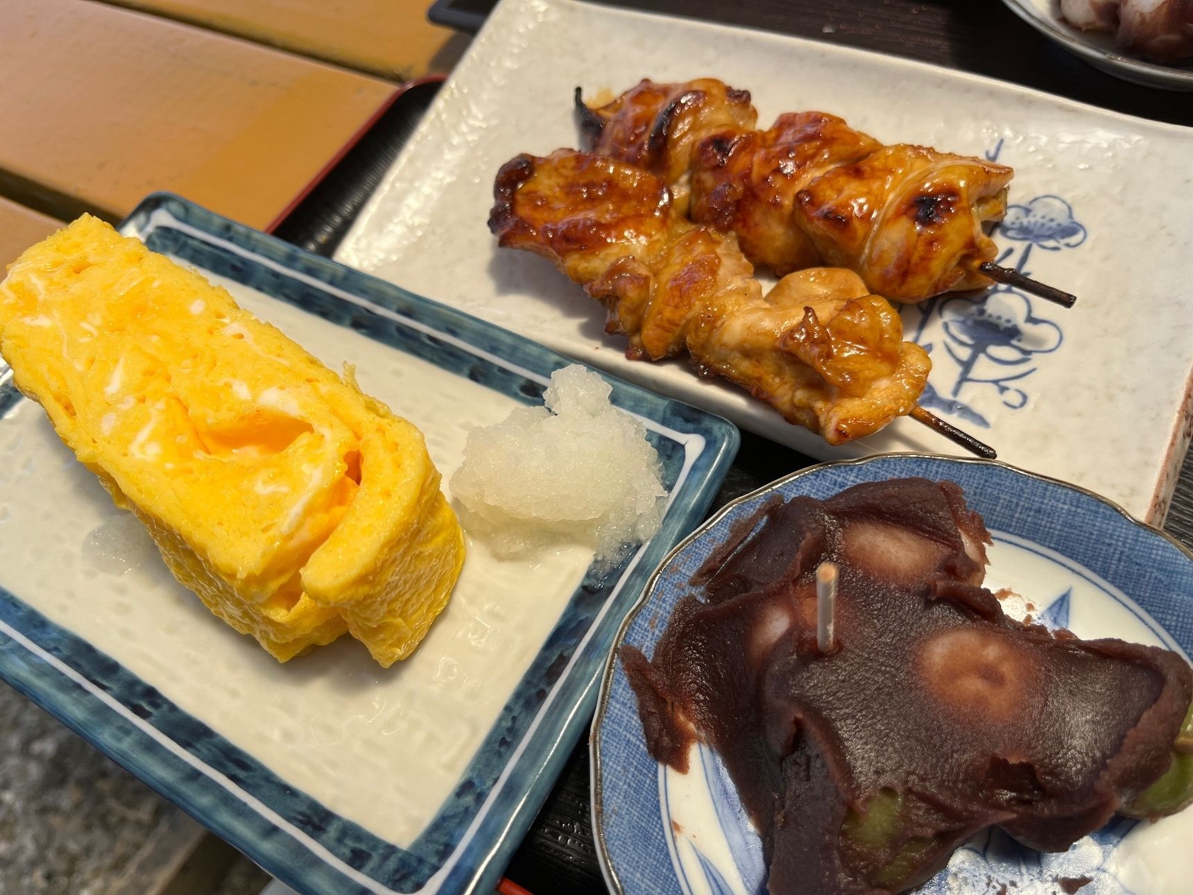 坂や階段は歩きごたえがありますが、あじさいは見事です。