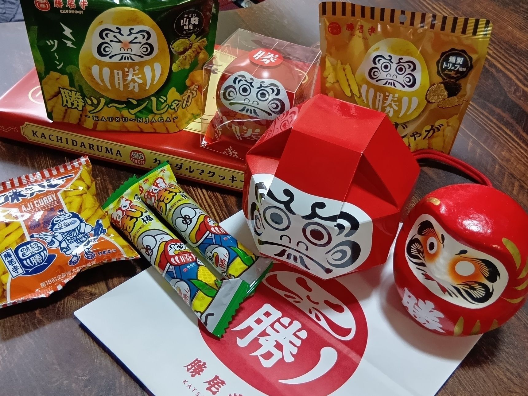【勝尾寺】ダルマだらけ！お土産売り場も必見！ ダルマモチーフの入れものが超かわいい件