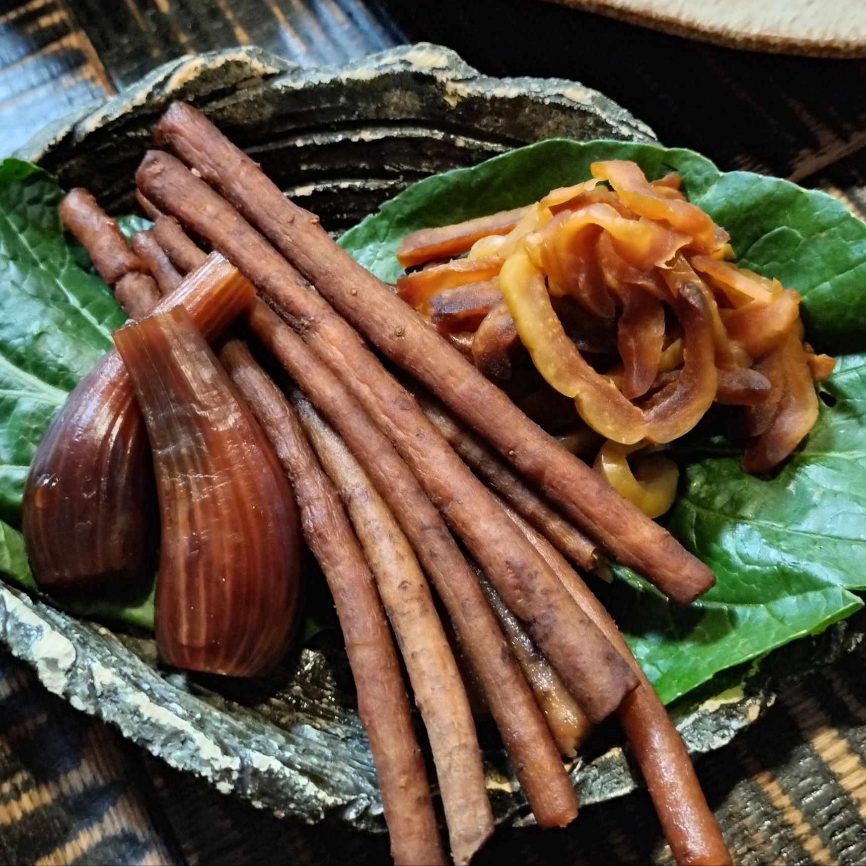 季節限定！味も食感もやみつき！べっ甲色の漬物！3種盛り！