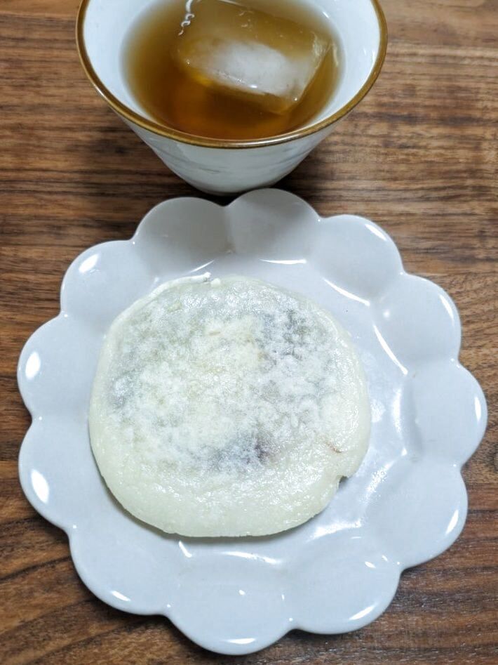餡焼きもちになります。