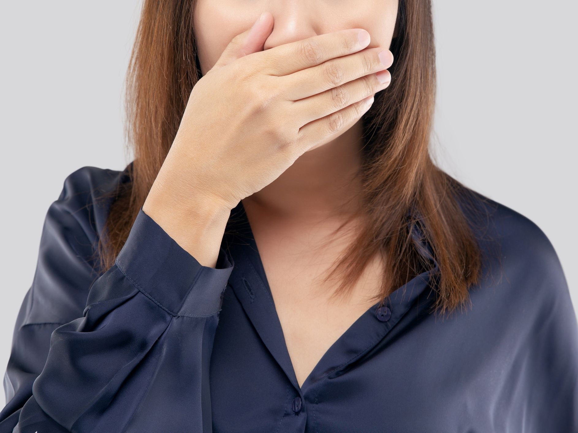 お口の臭い、気付けてる？40～50代が試したい『口臭チェック法』とセルフケア