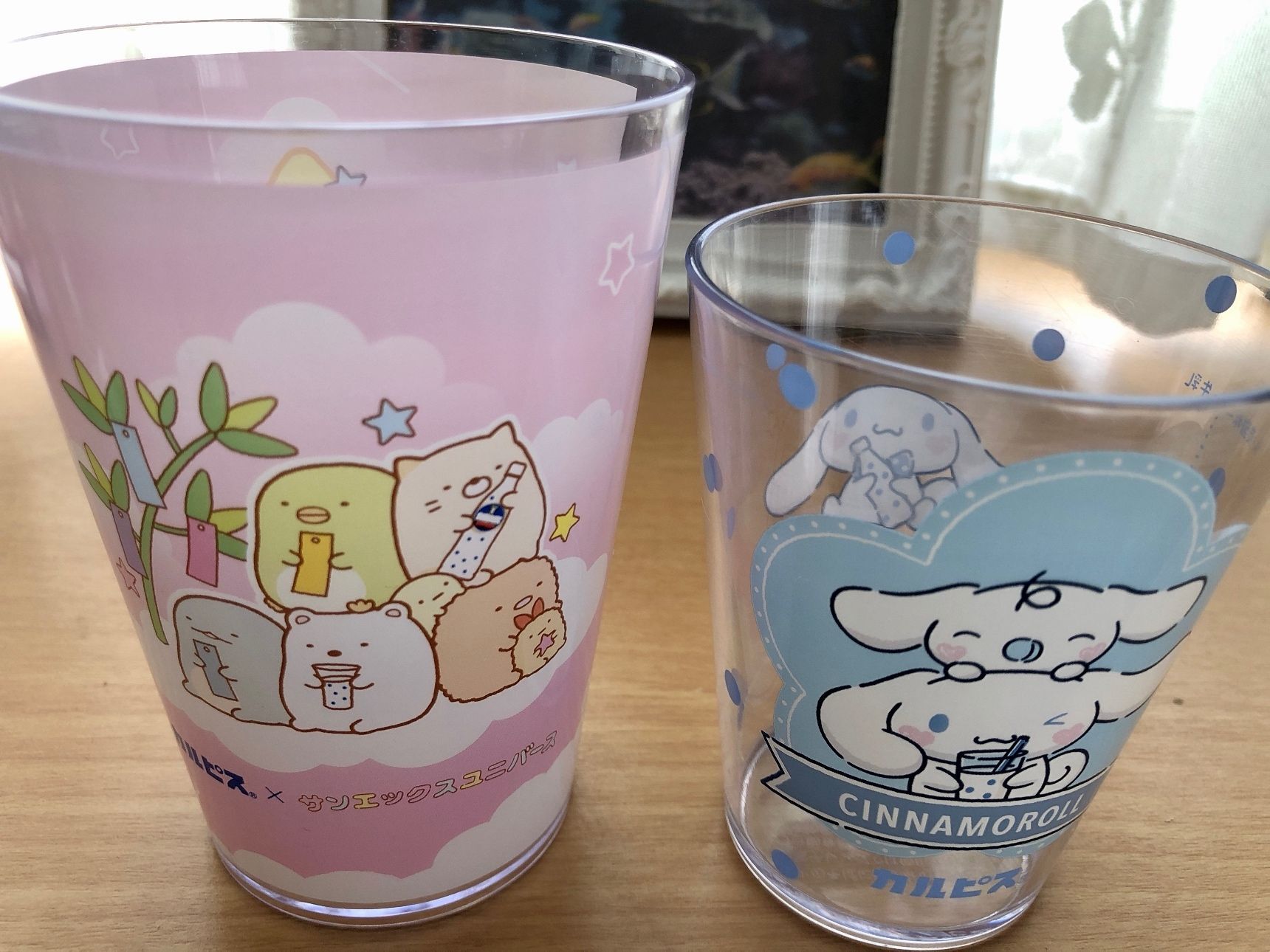 シナモロールのコップと比較