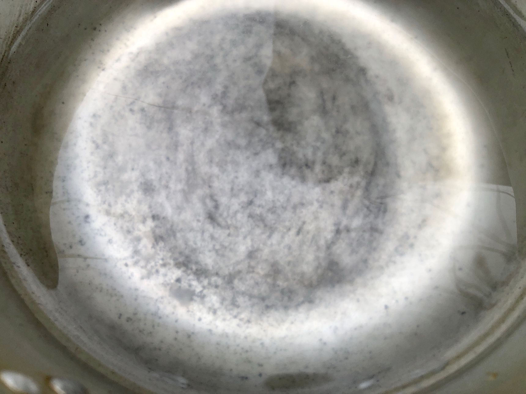 さて、肝心なのはここから〈うどんの茹で汁を活用します〉