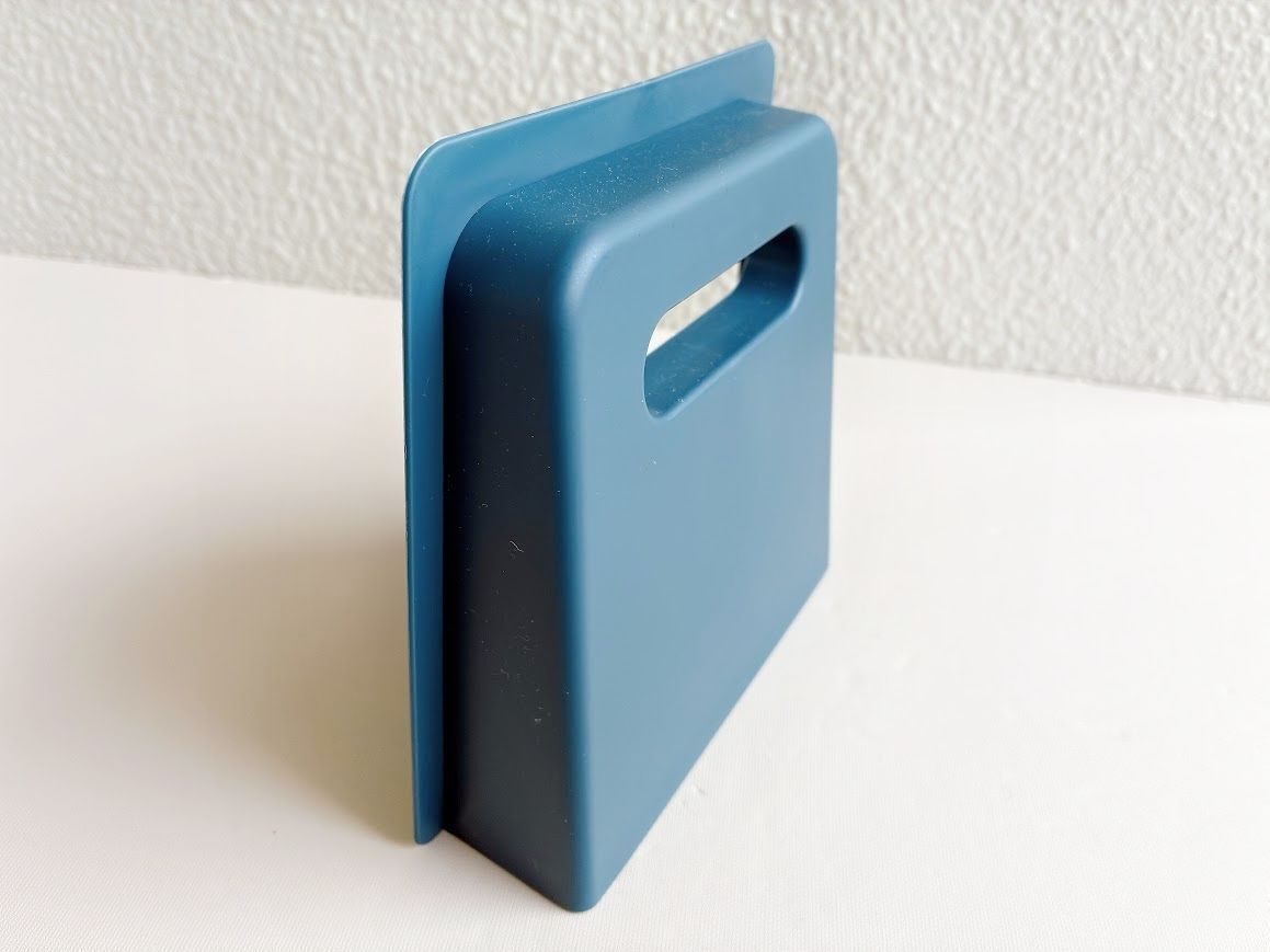 【ダイソー】「何この穴？」試しに3なでした結果→想像以上に使い心地バツグンでした！