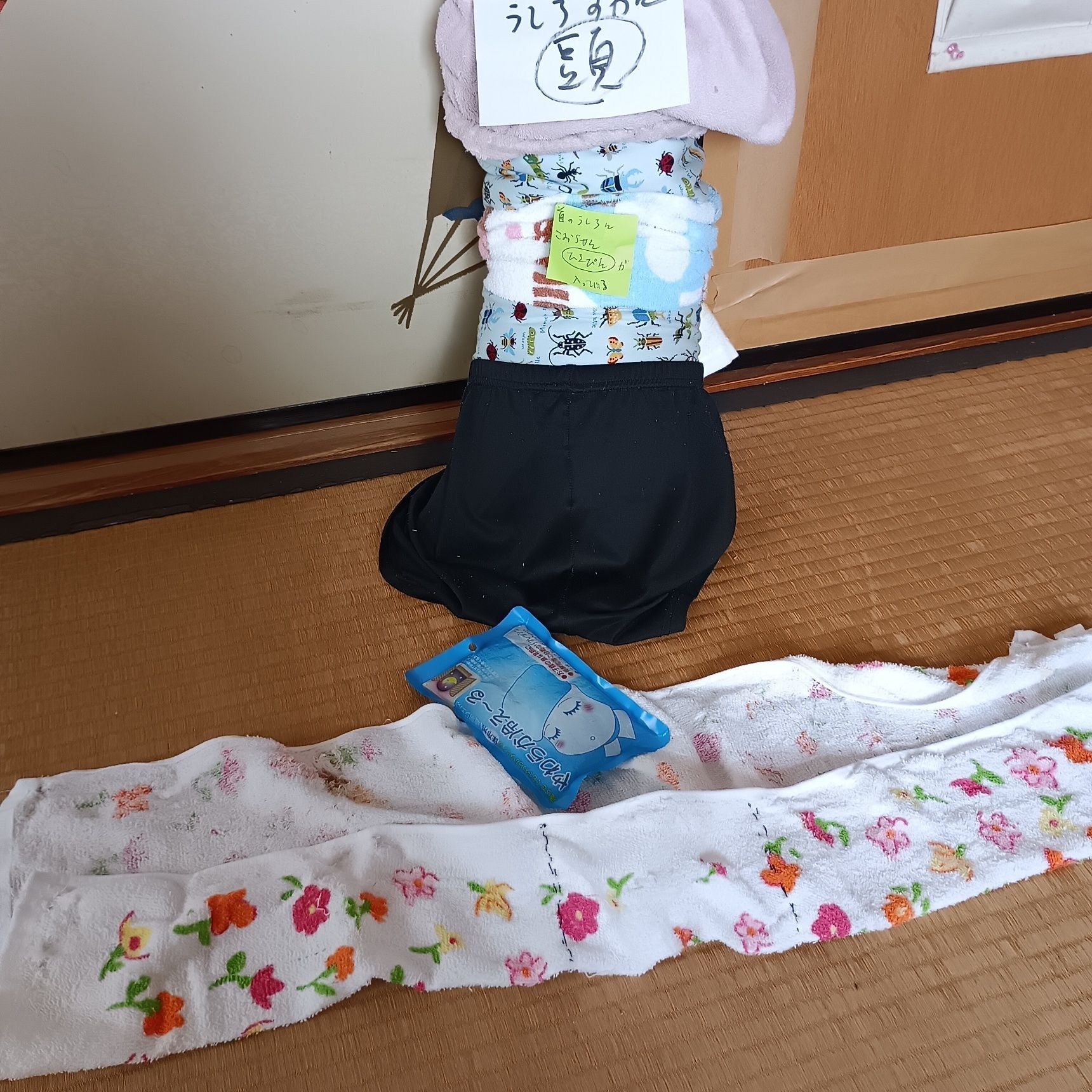 夏は タオルにポケットを作って 保冷剤 を 冷凍して 後ろを冷やそう