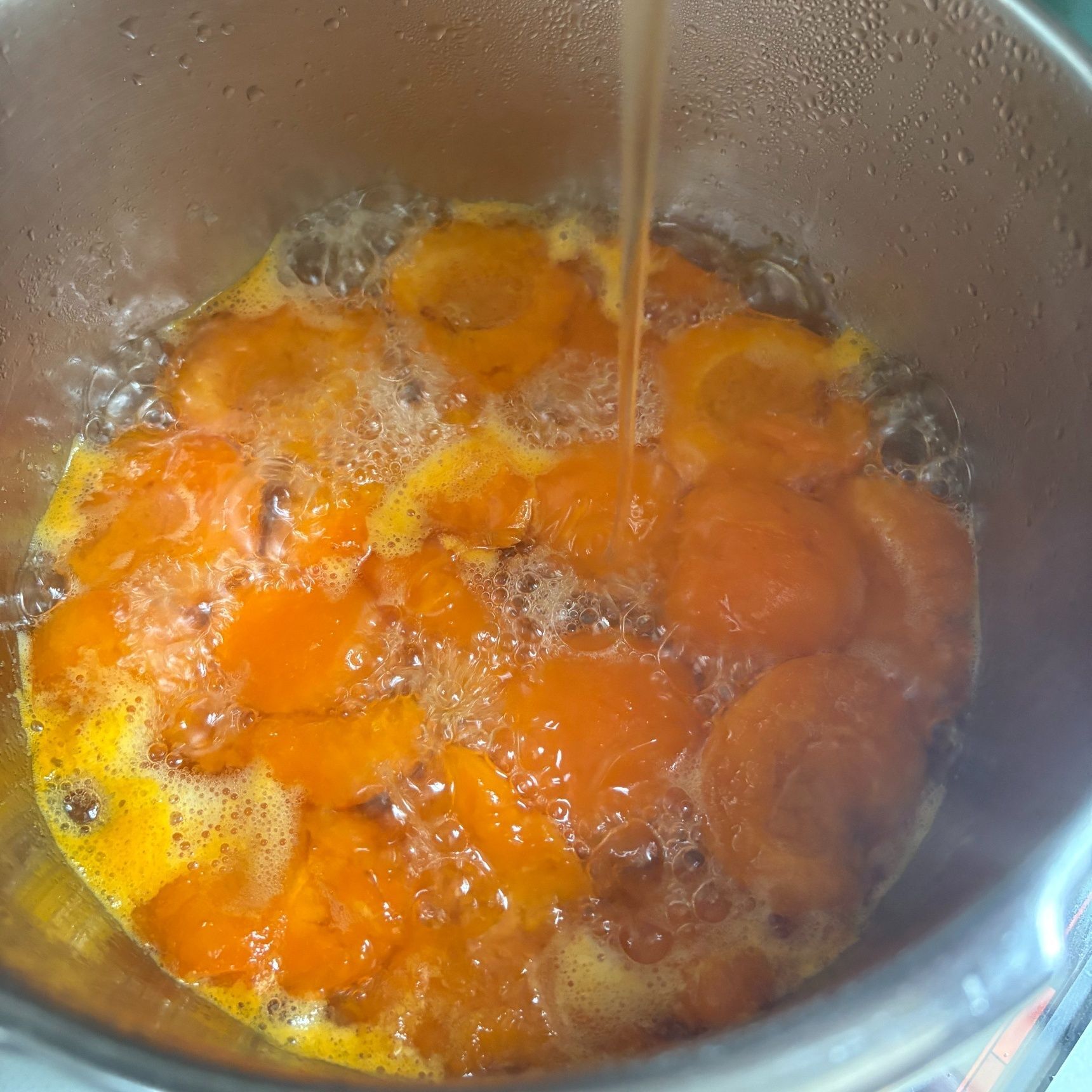 グラニュー糖とはちみつはお好みの甘さで味見しながら加減してください。