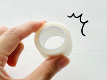 【キャンドゥ】あの痛〜いアレをこっそり防ぐ！肌に貼るだけでお出かけが劇的に快適になる魔法の透明テープが手放せない 