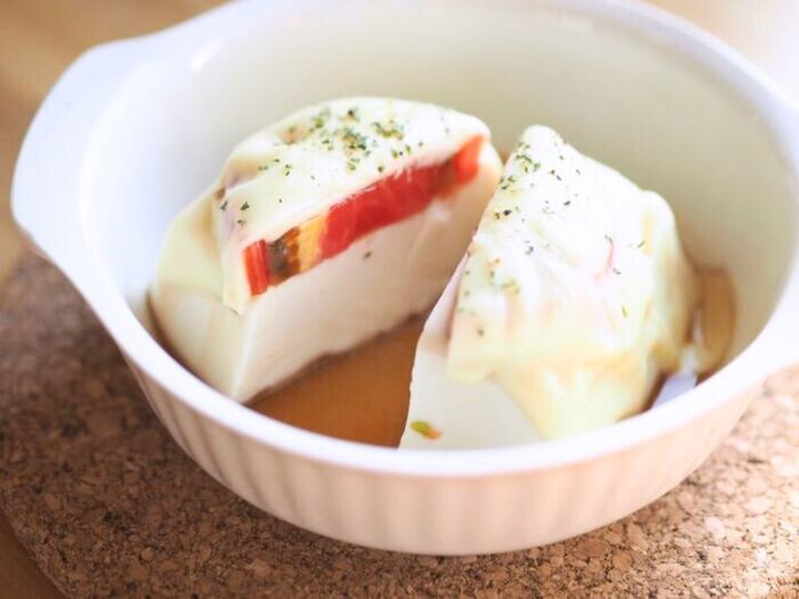 豆腐とチーズだけで…!?レンチン3分で『絶品おかず』が完成!アレンジも自在です♪