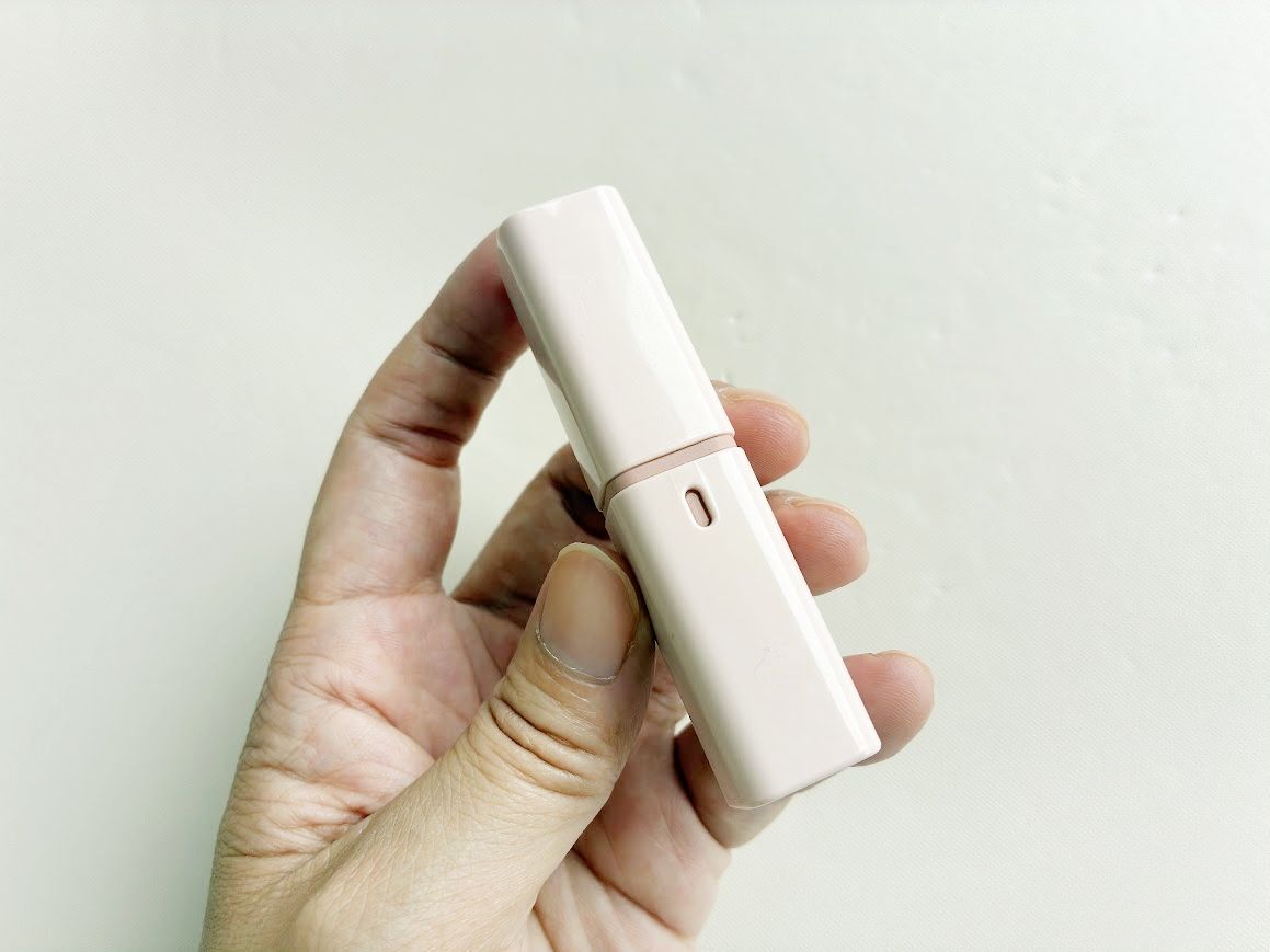 【セリア】リップクリームかと思ったら…？毎日が劇的にスマートになる『隠れた名品』を発見！
