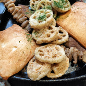 簡単！おうち居酒屋！居酒屋メニュー8品！2種類の蓮根の唐揚げ！