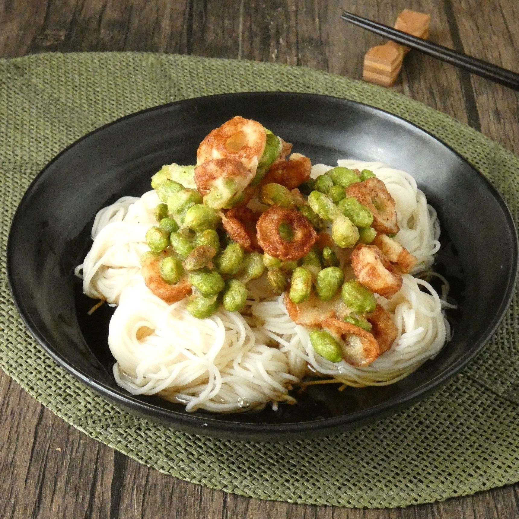 食べ応えバッチリ！「ちくわと枝豆のかき揚げそうめん」