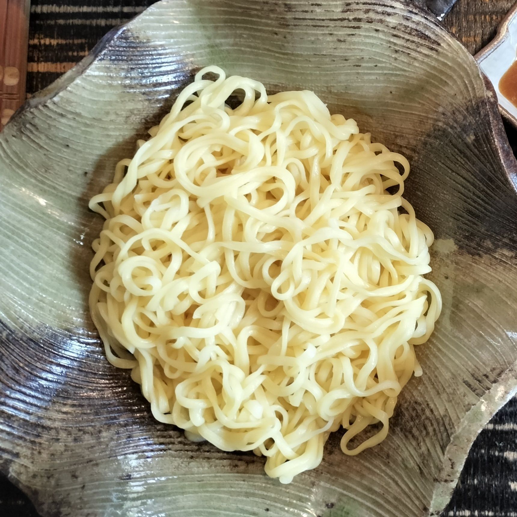 2、中華麺を茹でる