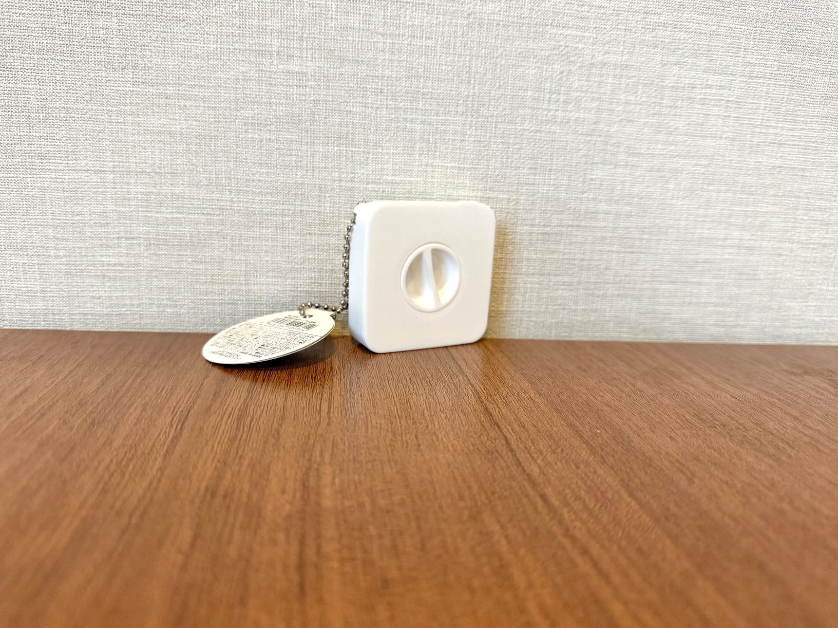 【ダイソー】無印風の「巻取りケーブル収納」を発見！買う前に絶対知っておきたい注意点があった