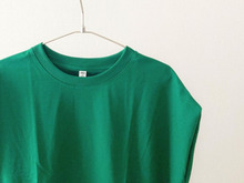【GU】ラクチンなのに、気になる二の腕もスッキリ見え！40代・50代の「万能Tシャツ」。夏は毎日コレ着たい♡