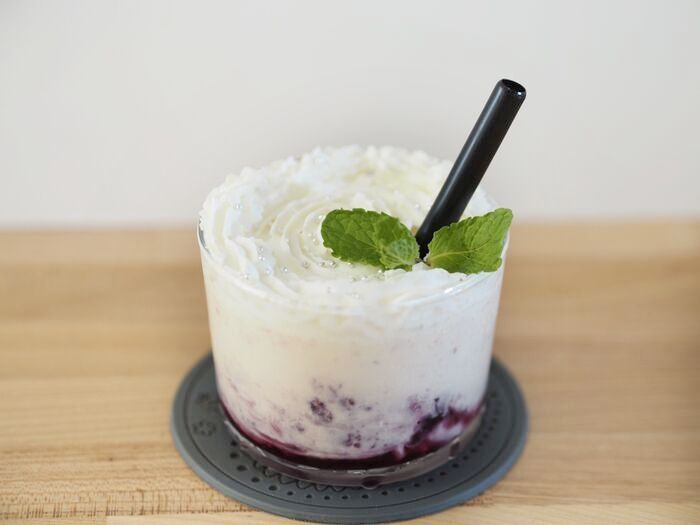 『ブルーベリージャム』を今すぐゲットだ！混ぜて冷やすだけの〈飲むチーズケーキ〉が夏に最高すぎる♡
