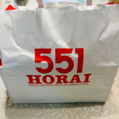 荷物が少なく済む！大阪土産大人気の551を買って直ぐに搭乗！