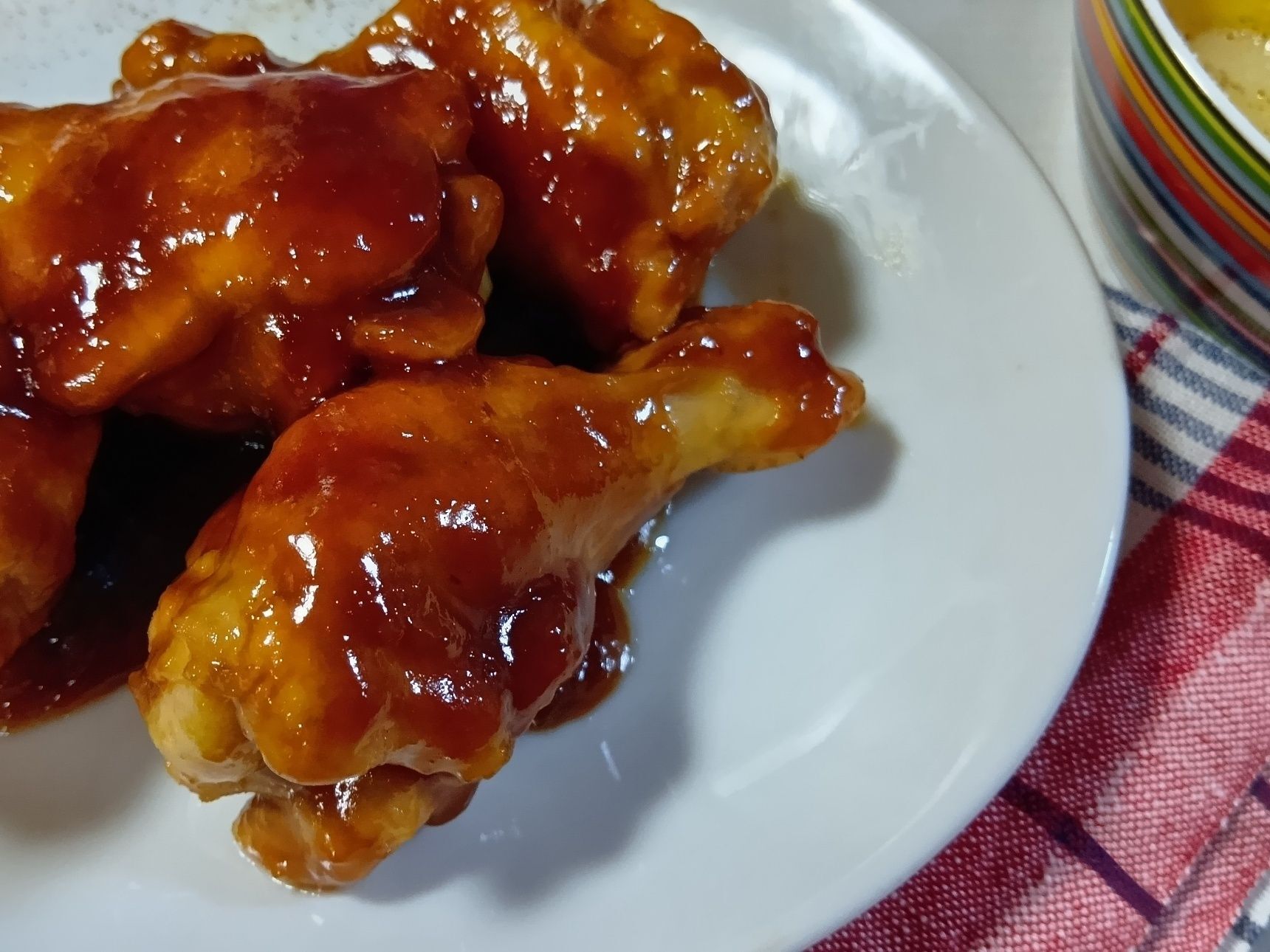 めちゃ簡単！鶏手羽1パックで2品完成！フライパンおかず＆にんにく生姜のスタミナスープ
