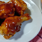 めちゃ簡単！鶏手羽1パックで2品完成！フライパンおかず＆にんにく生姜のスタミナスープ
