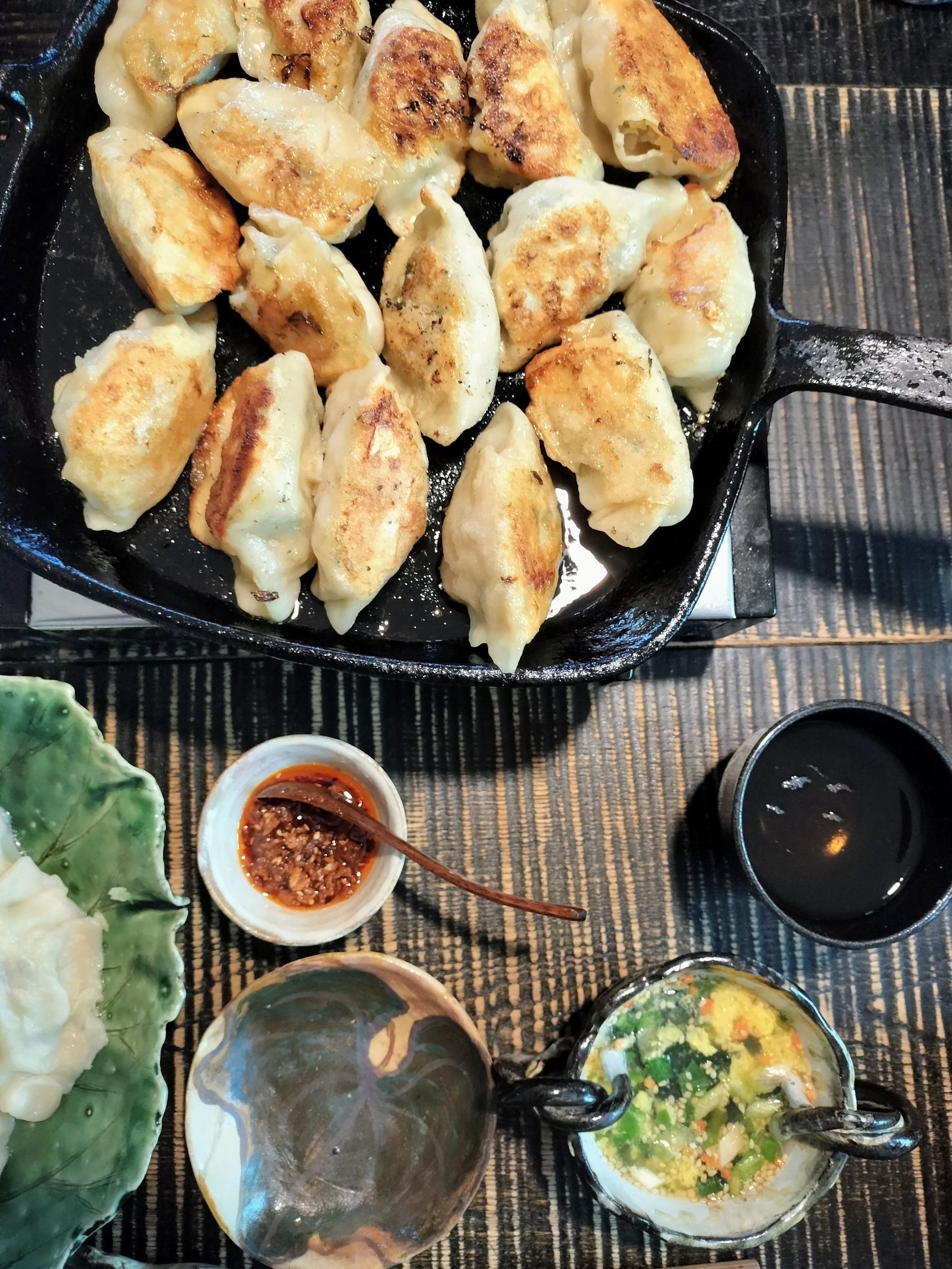 できる限り手間を省いて！美味しい焼き餃子！仕上がり同じで洗い物最小限！簡単餃子！