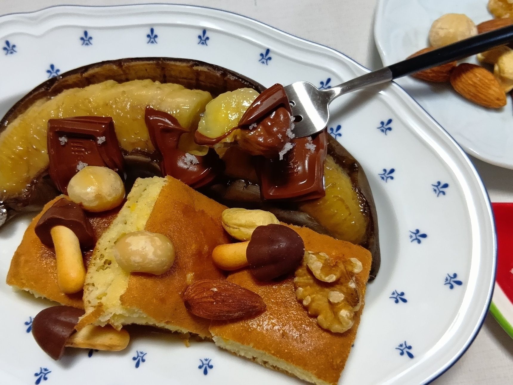 バナナは焼いても、すごくおいしいのをご存じですか？甘くてとろりとするんです。