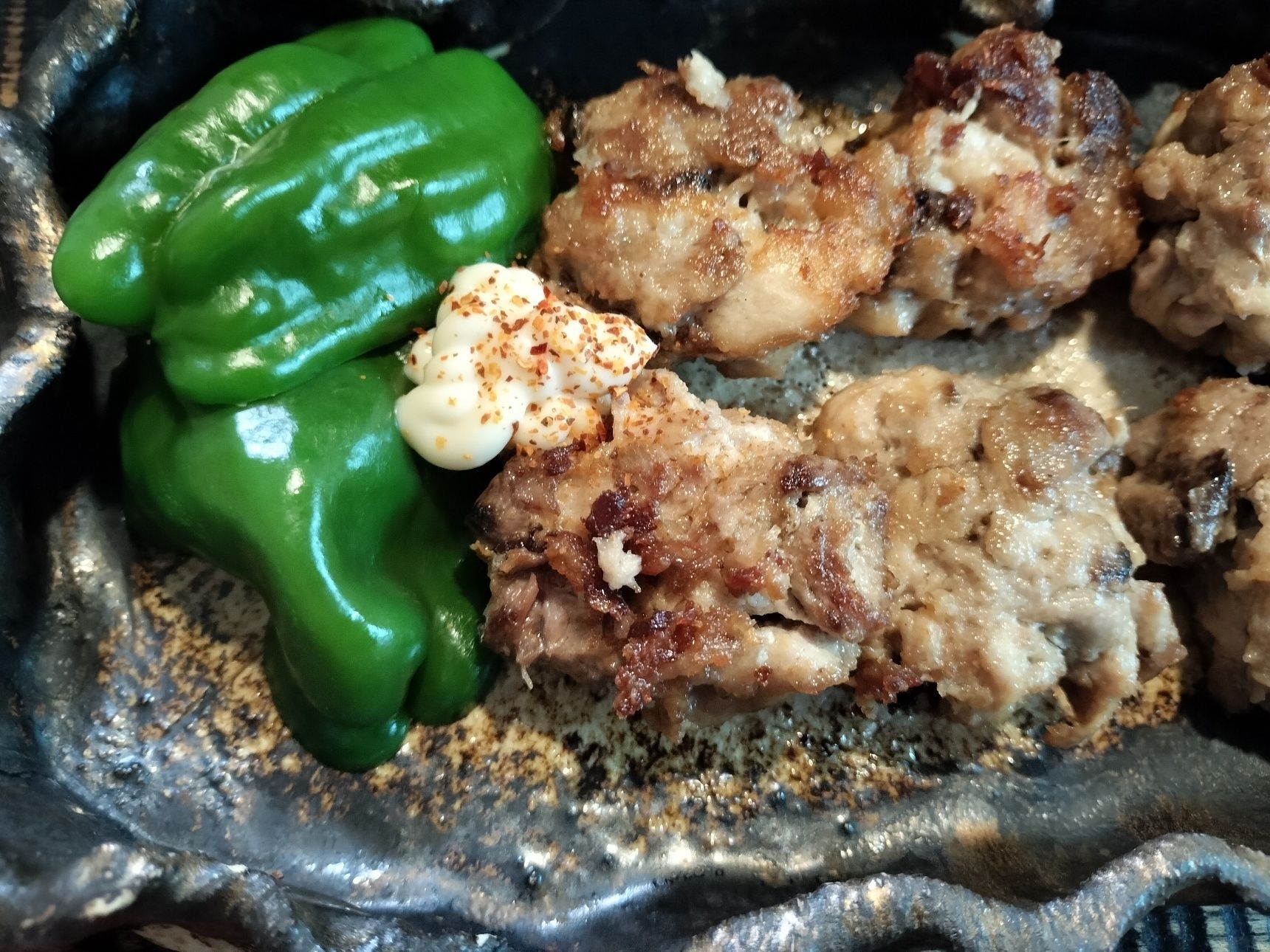 見た目イマイチだけど、コク旨！マヨ一味！柔らか食感のまぐろのチキンナゲット！