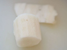 『大根の皮』がツルンと取れる驚きの裏ワザを試してみた！用意するのはまさかの〈爪楊枝1本〉だけ！？