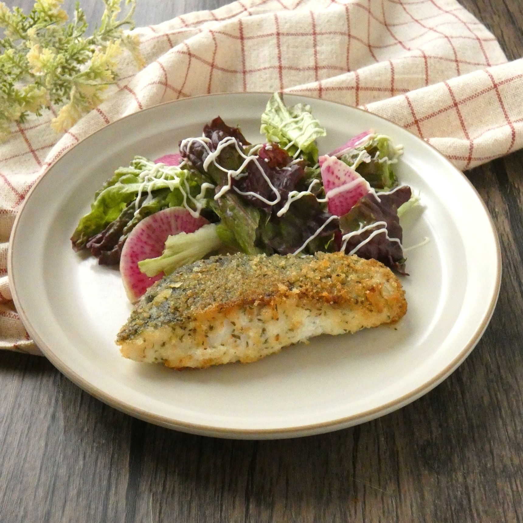 パクパク止まらない！「メダイのマヨチーズパン粉焼き」