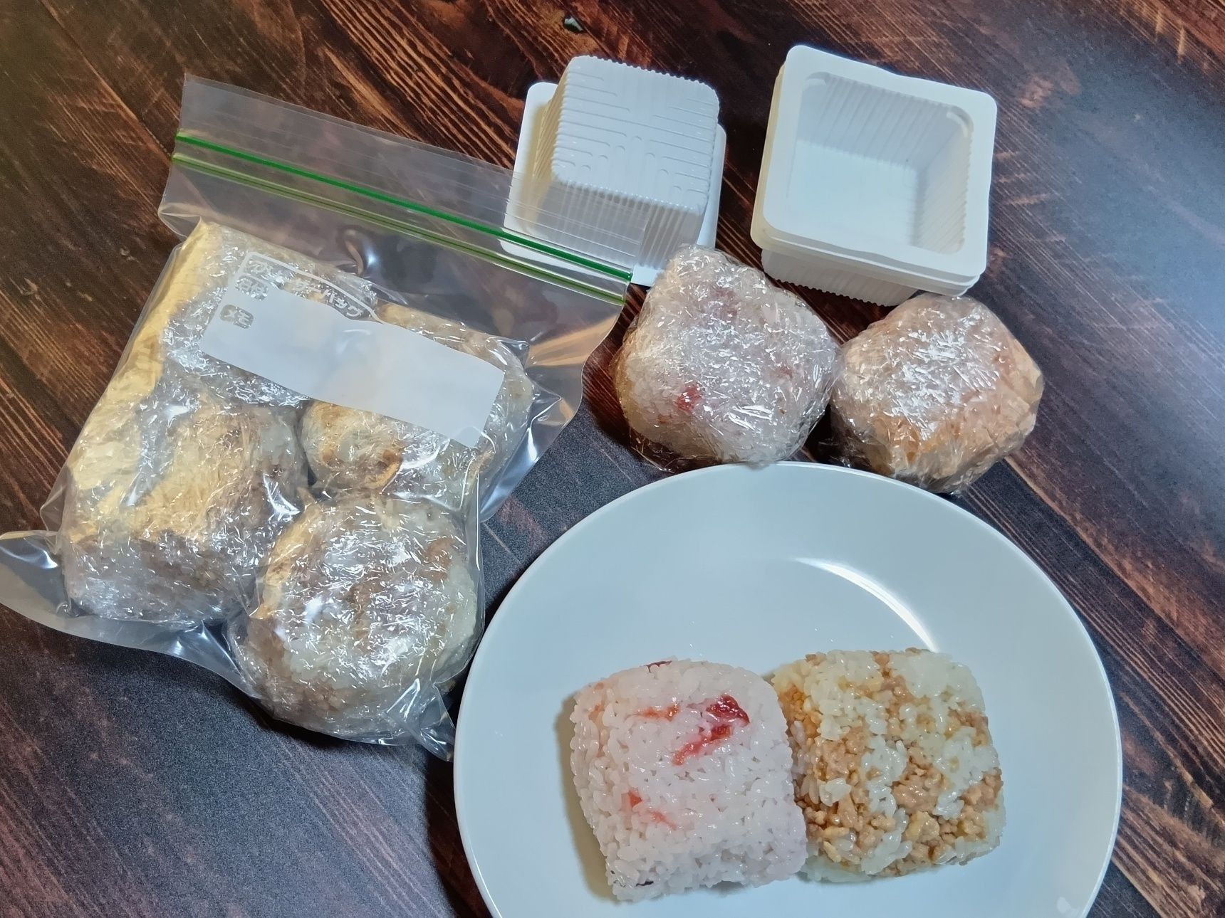 その①　作り置き冷凍おむすびを均一の大きさで保存！