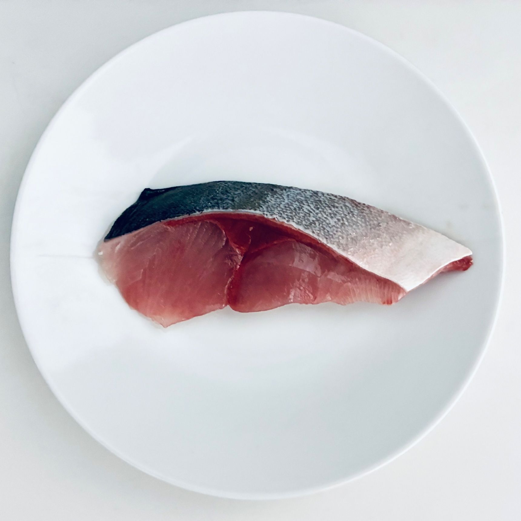 見分けられる？【天然・養殖】魚を買うとき、どこを見てる？