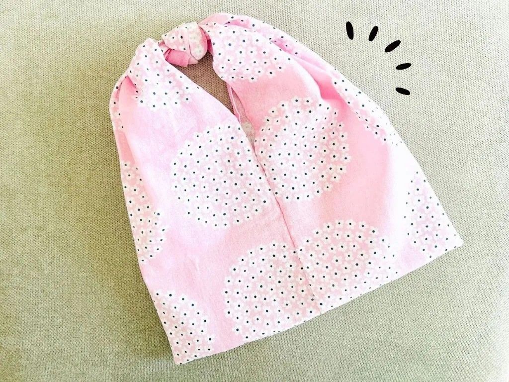 結んでちょこっと縫うだけ！『手ぬぐい1枚』でお散歩バッグができちゃった♪【簡単ハンドメイド】