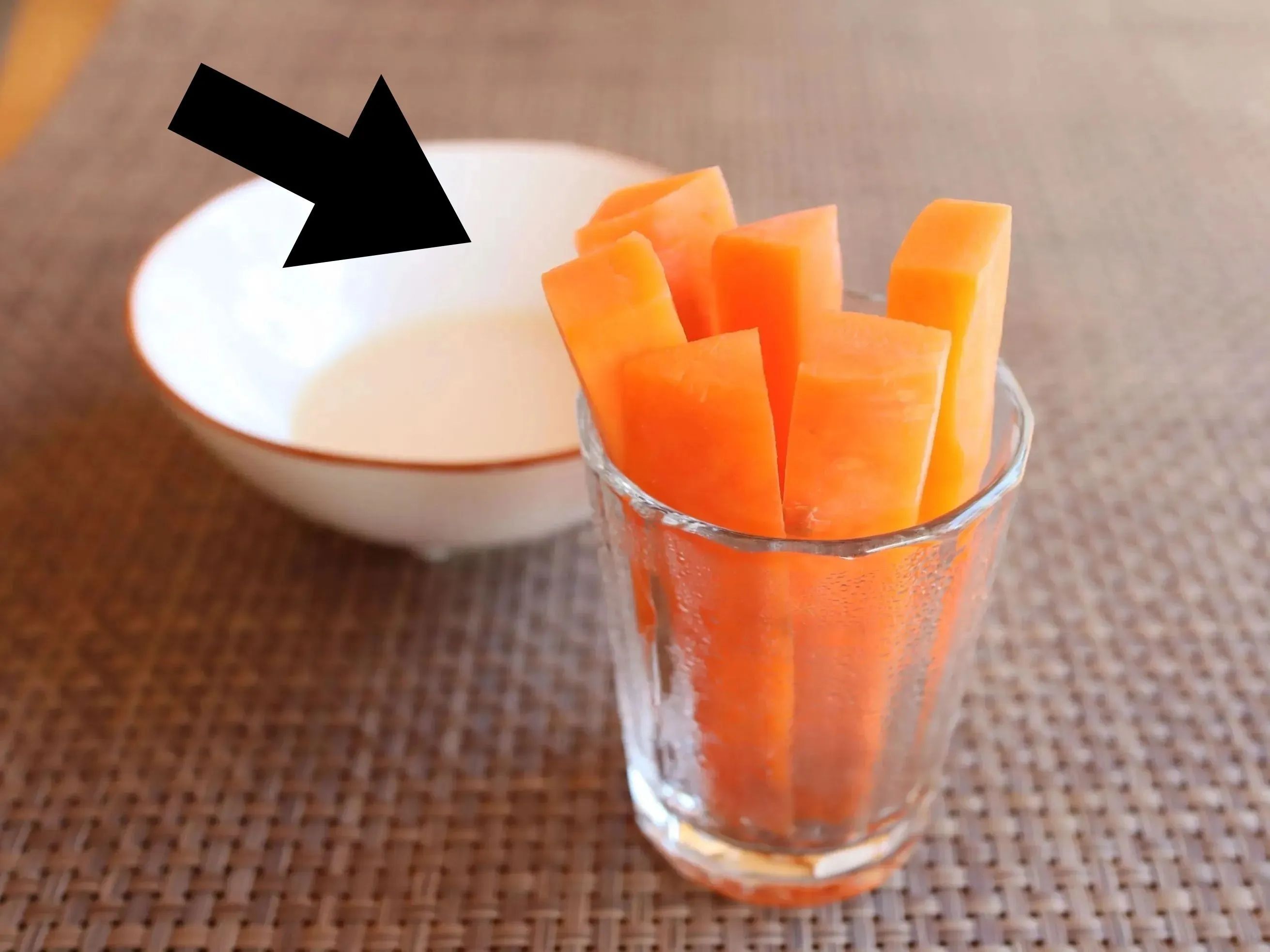 にんじん、生で食べるのはちょっと待って！たった1分で変わる！？断然おいしくなる魔法の裏ワザ♡